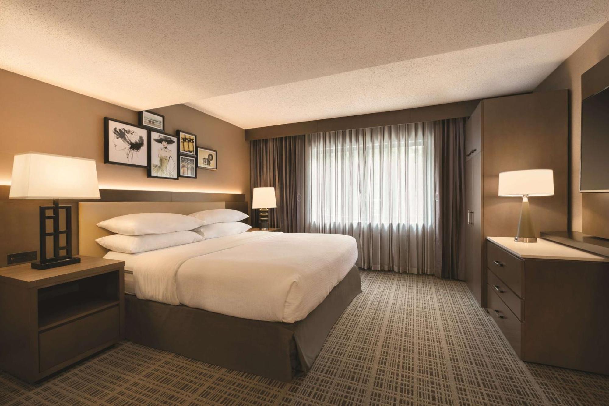 Embassy Suites By Hilton Richmond Dumbarton Bagian luar foto